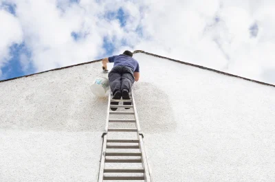 Peinture extérieure à Maulette — façades et ravalement